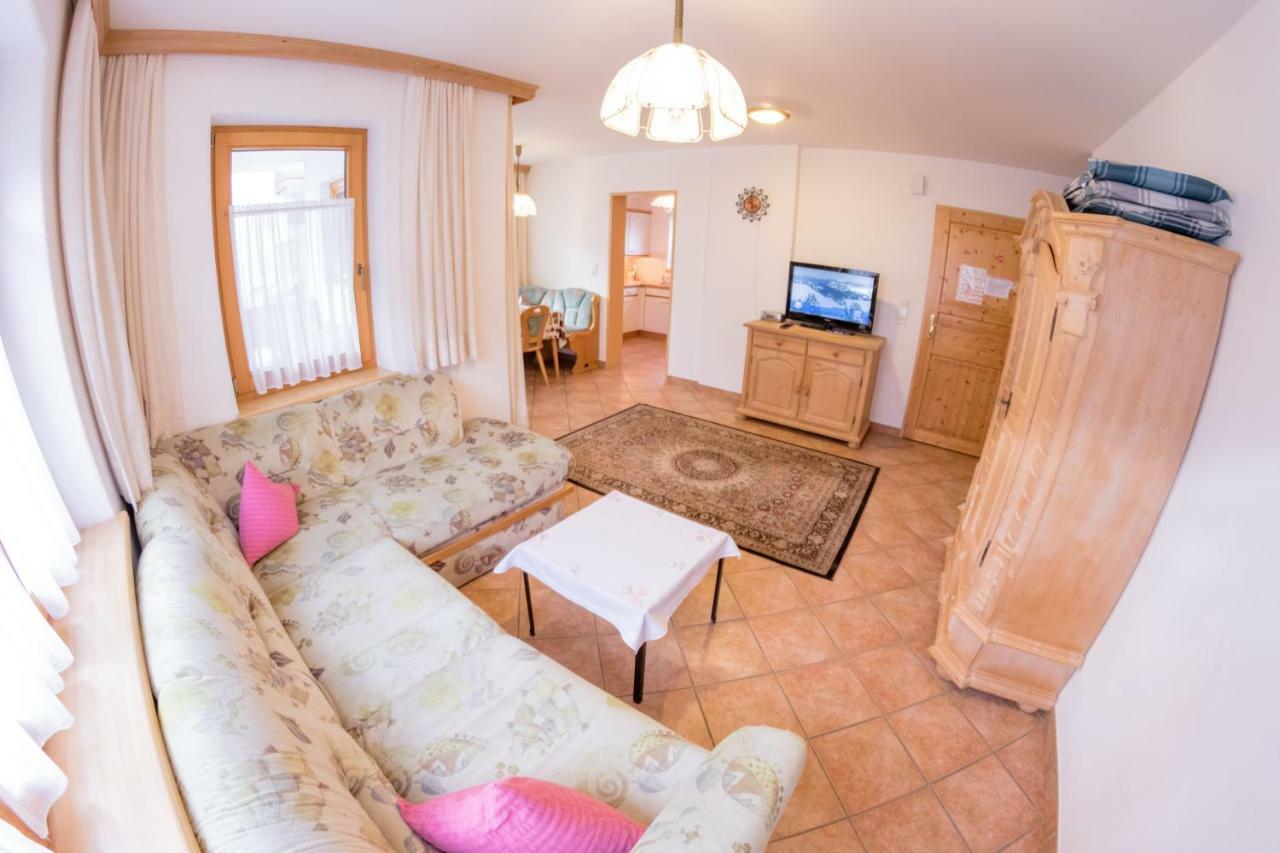Landhaus Alpenrose Mayrhofen Εξωτερικό φωτογραφία