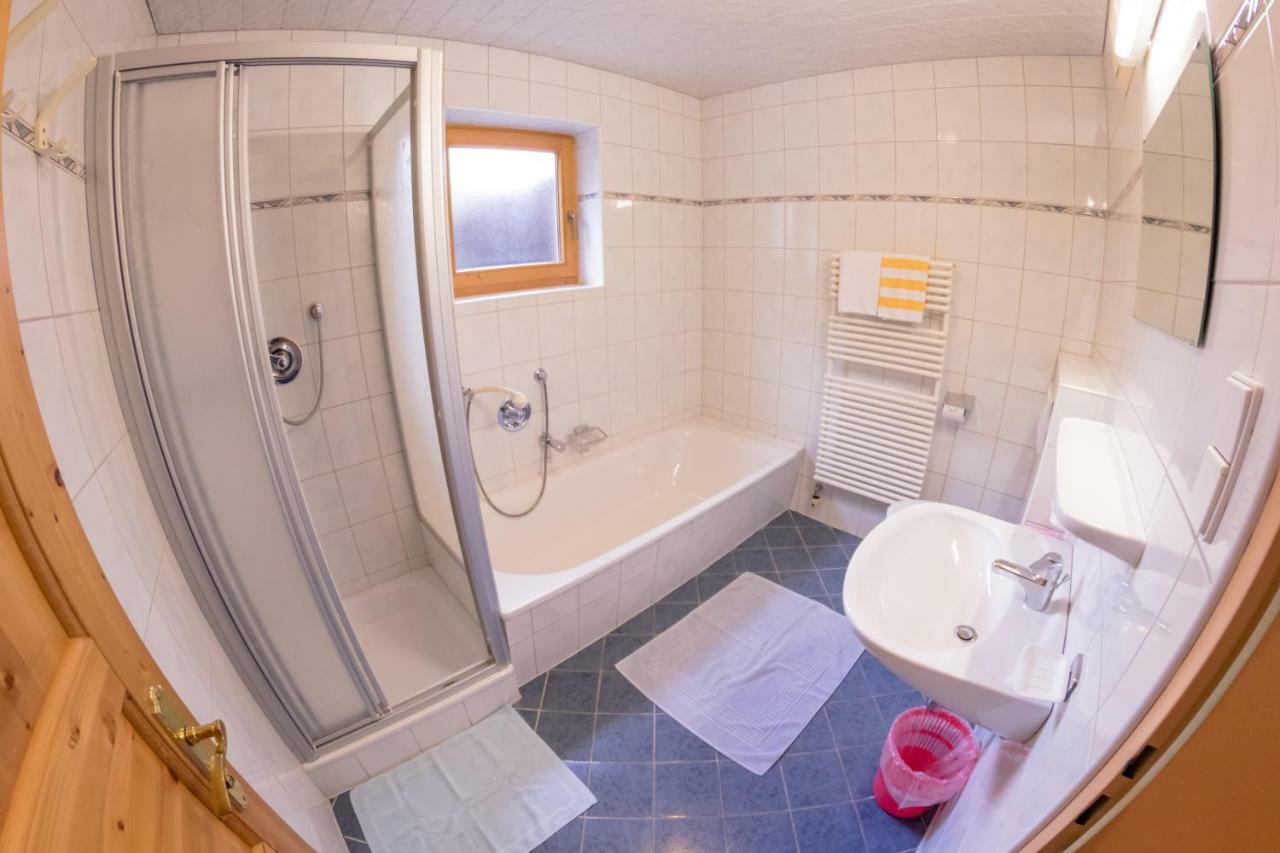 Landhaus Alpenrose Mayrhofen Εξωτερικό φωτογραφία